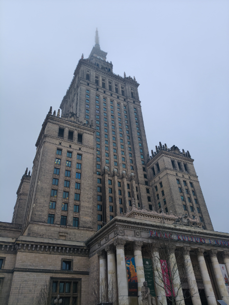 Zdjęcie do wpisu: Pałac Kultury i Nauki w Warszawie  Wysłano z aplikacji Onet Poczta dla Android